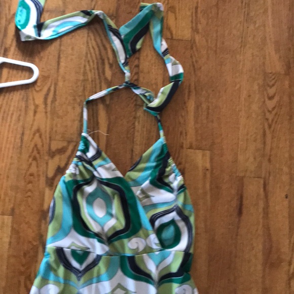 Halter dress - Picture 4 of 6